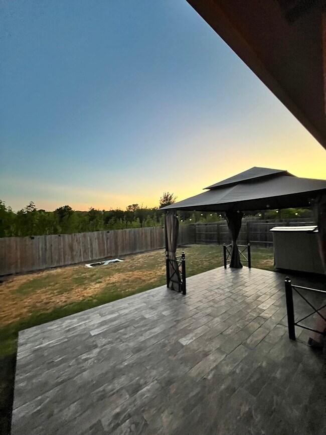 Building Photo - 15209 Bullbrier Rd