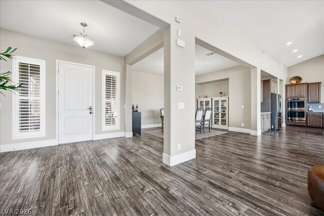 Building Photo - 6248 Carol Butte Ct