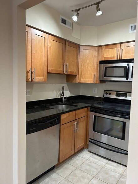 Building Photo - 3615 38th St NW