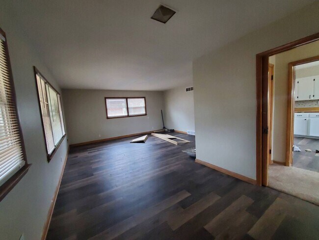 Building Photo - 4052 N 85th St