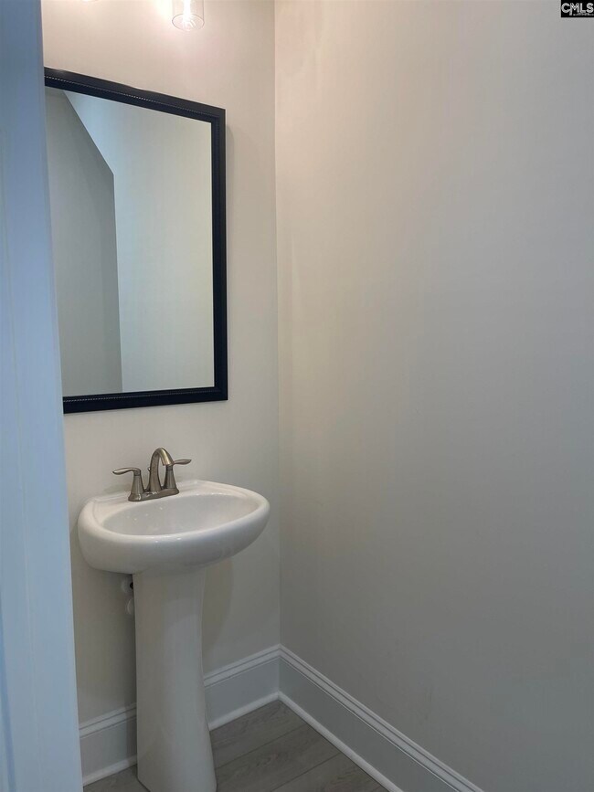 Building Photo - 659 Honeydew Dr