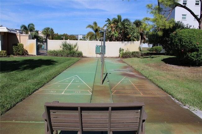 Building Photo - 4240 Ironwood Cir