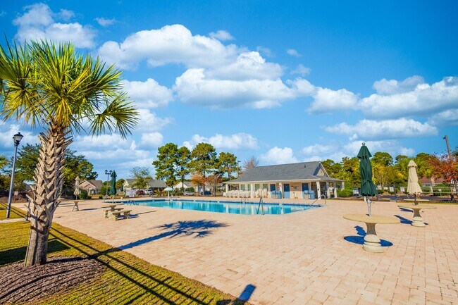 Building Photo - Walkerton Home