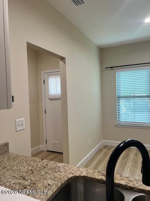 Building Photo - 669 S Orange St