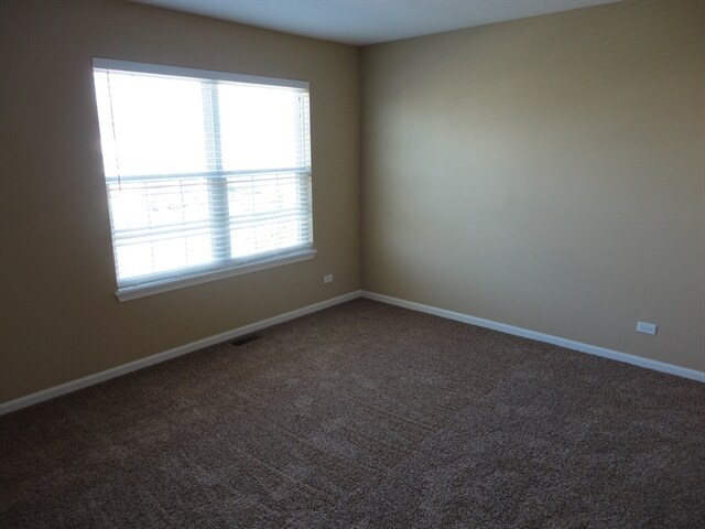 Building Photo - 2925 Shetland Ln