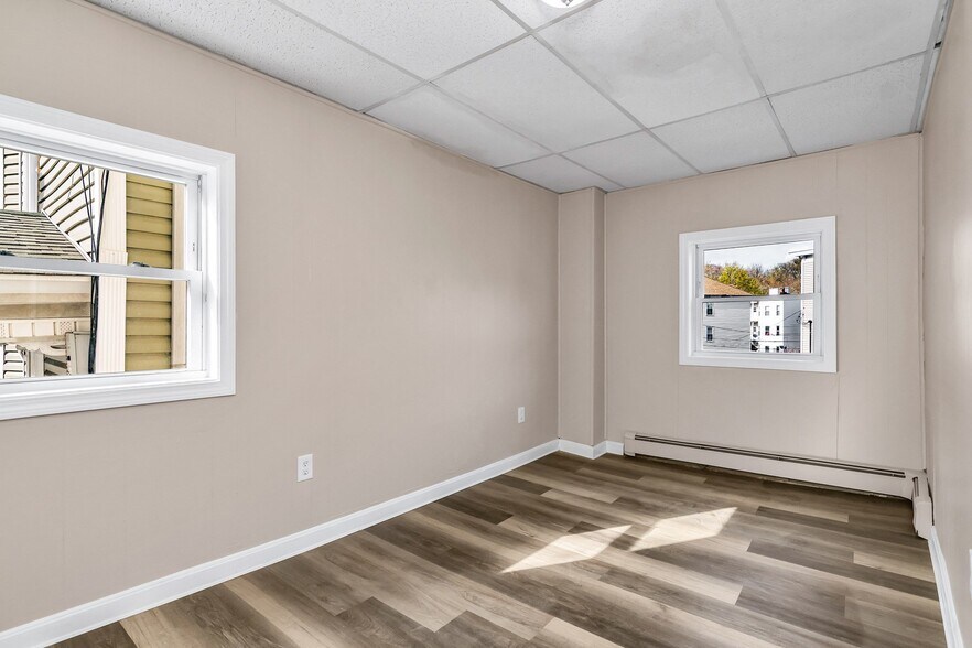 Building Photo - 153 Union St