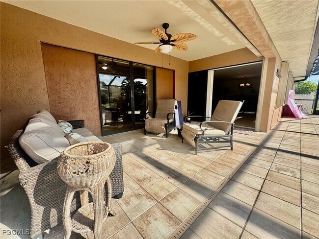 Building Photo - 1220 SE 19th Ln