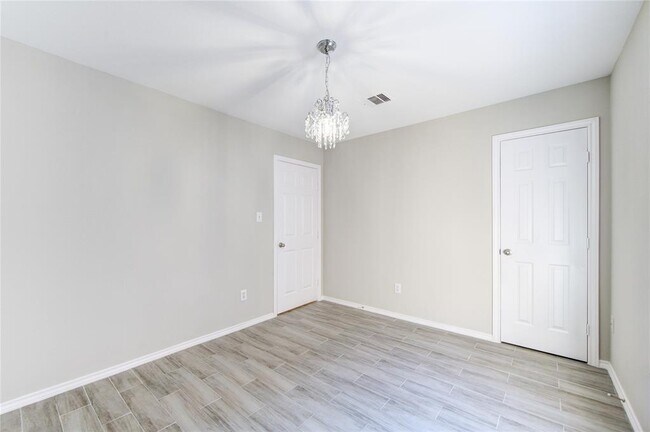 Building Photo - 1743 Vander Wilt Ln