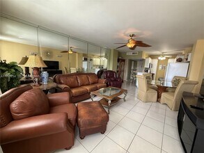 Building Photo - 100 Lincoln Rd