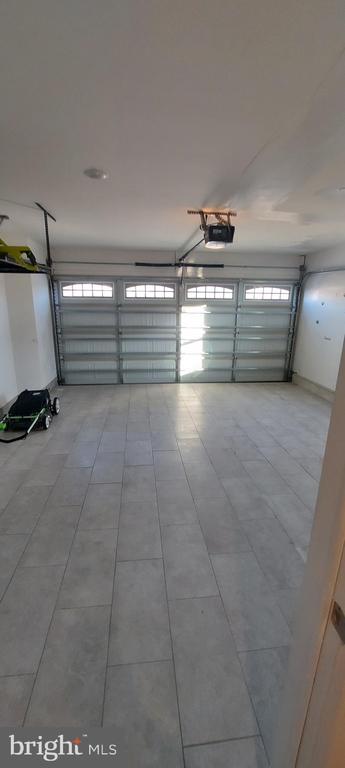 Building Photo - 5970 Fallfish Ct