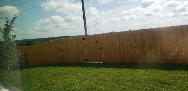 Building Photo - Killeen Duplex