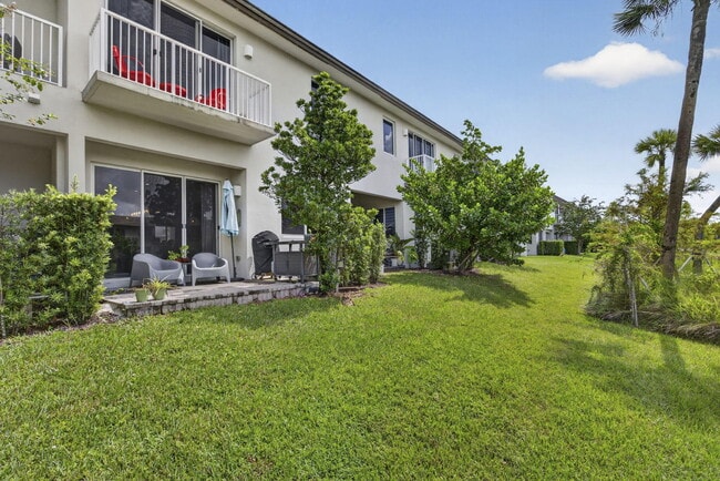 Building Photo - 1431 Pioneer Way