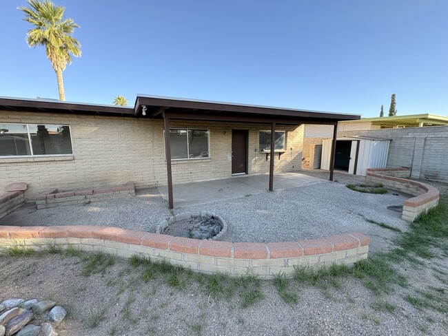 Building Photo - East Side Home for Rent