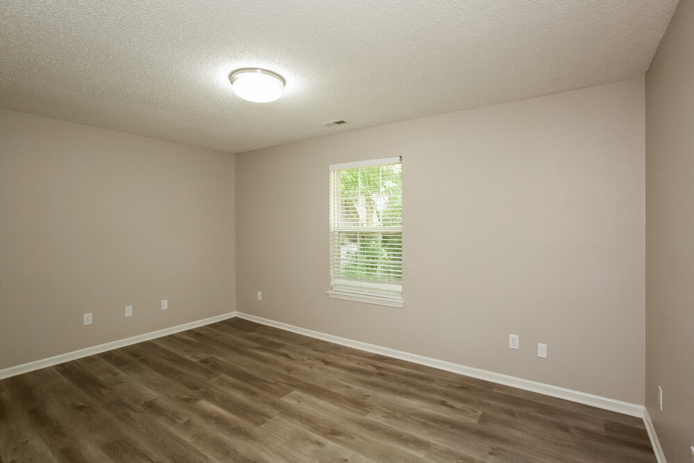 Building Photo - 8438 Kousa Dr