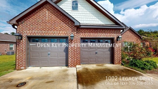 Building Photo - 1002 Legacy Dr