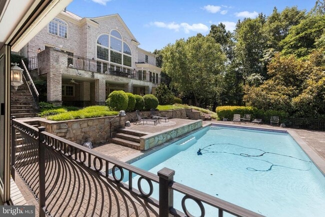 Building Photo - 2608 Geneva Hill Ct