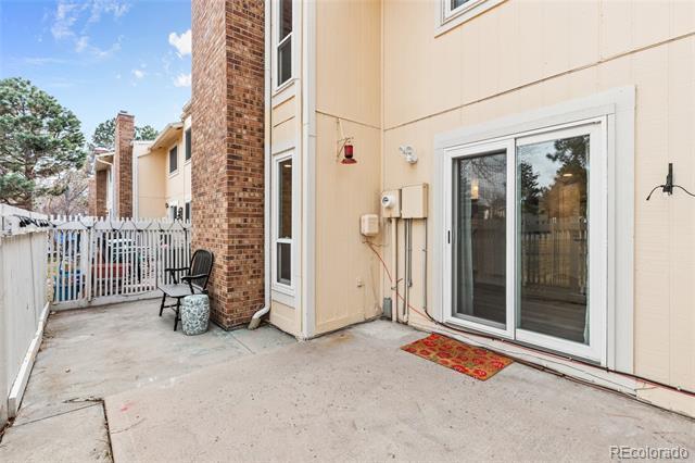 Building Photo - 2754 S Kenton Ct