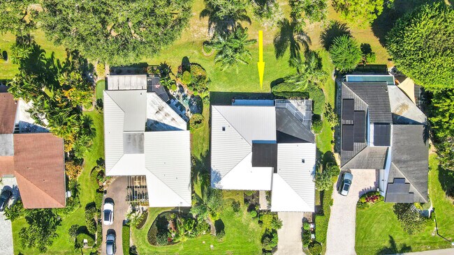 Building Photo - 13760 Sand Crane Dr