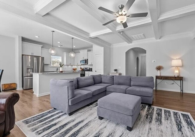 Building Photo - 6232 Cadence Dr