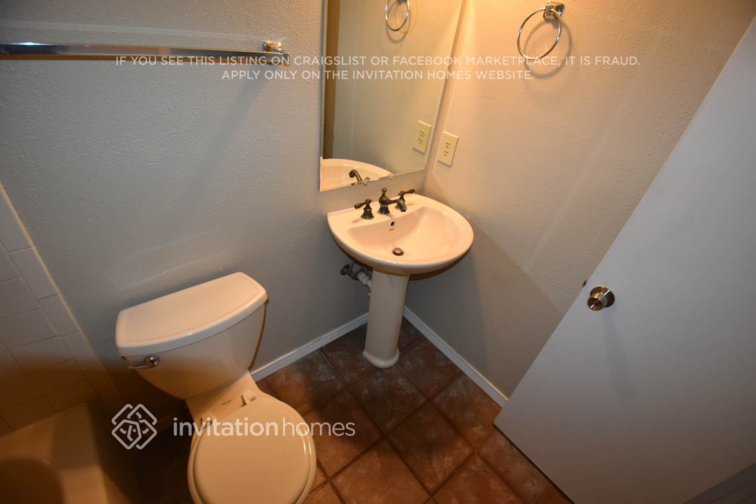 Building Photo - 12702 Sybila Pl