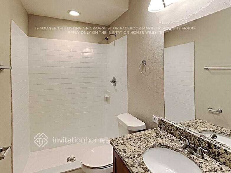 Building Photo - 3669 Sandhill Crane Dr