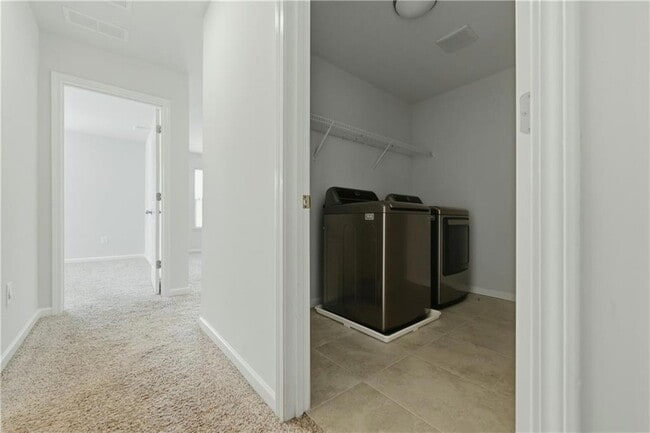 Building Photo - 1900 Azure Grove Ct
