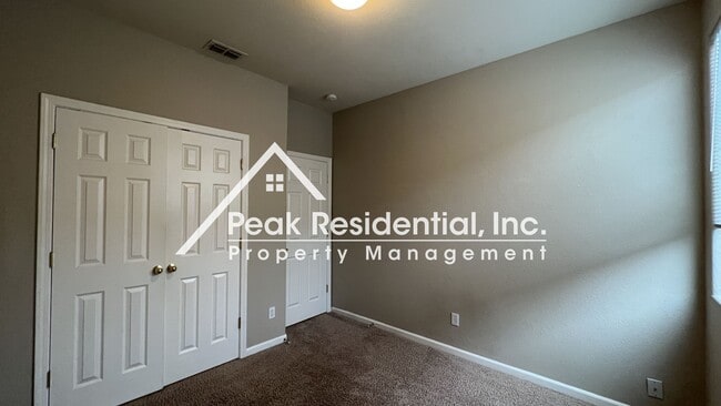 Building Photo - Spacious Elk Grove 3bd/2ba Home with 2 Car...