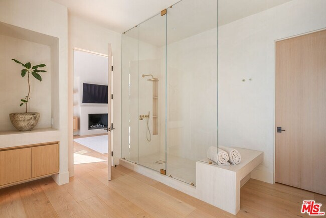 Building Photo - 24824 Pacific Coast Hwy