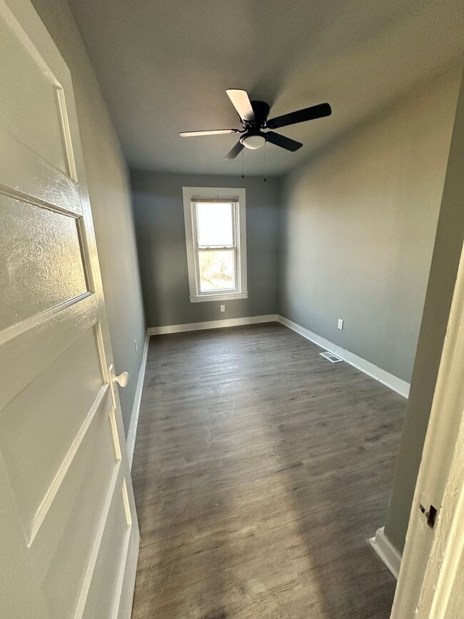 Building Photo - Charming 3-bedroom, 1-bathroom home located in the Cylburn Community