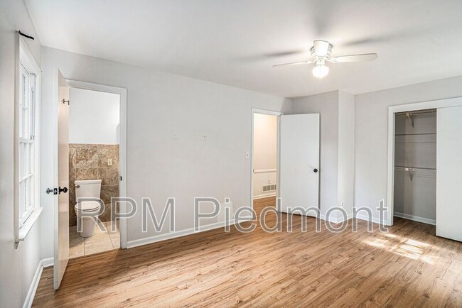 Building Photo - 175 Wavetree Dr