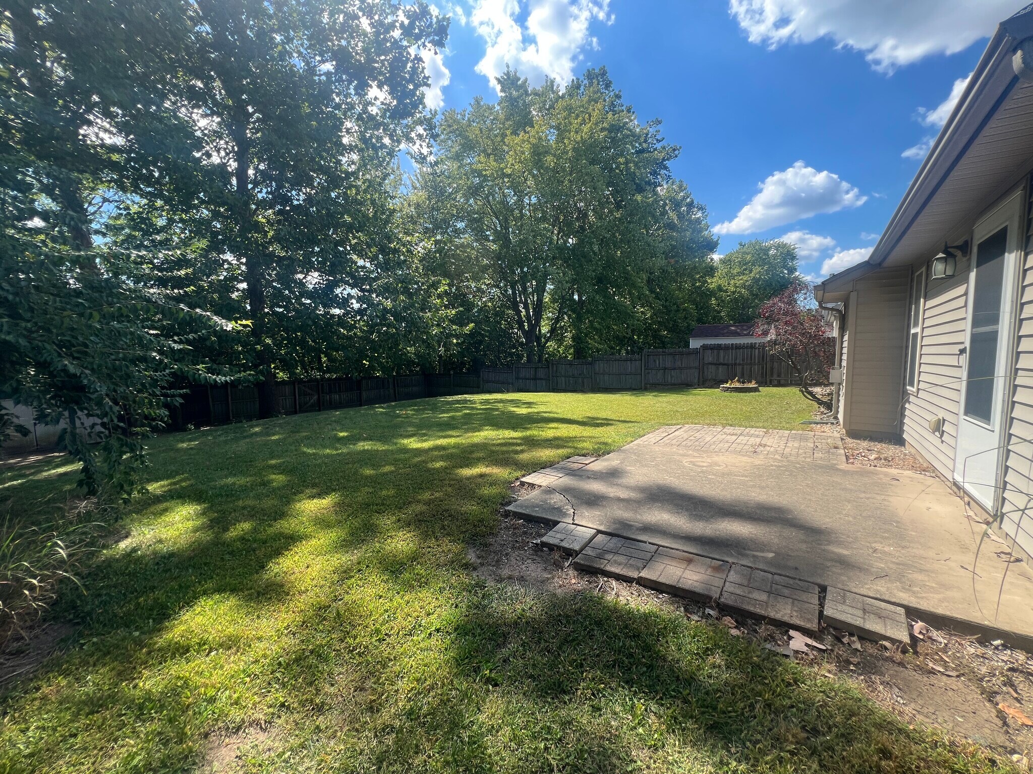 Building Photo - 2321 Winterset Dr