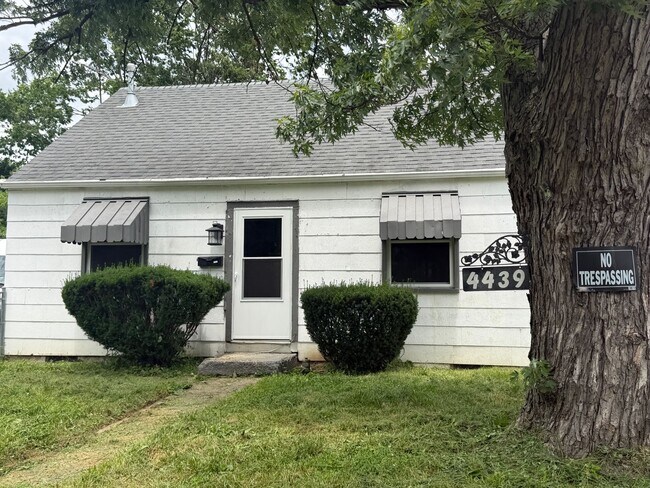 Building Photo - Newly updated 3 bedroom Cape Cod in Dayton