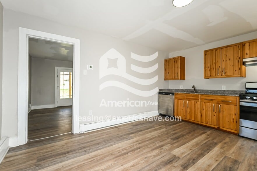 Building Photo - 1579 Jackson St