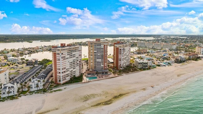 Building Photo - 17920 Gulf Blvd