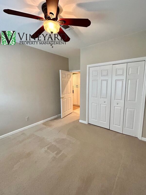Building Photo - 508 Old Field Cove