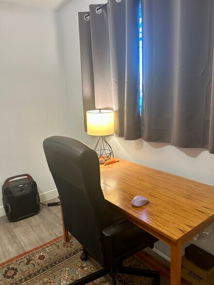 Building Photo - 1476 W Dakota Ave