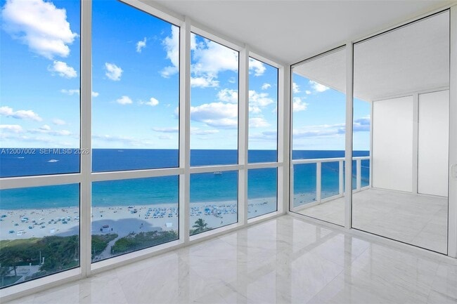 Building Photo - 100 South Pointe Dr