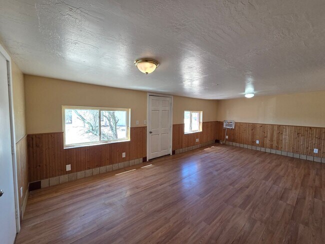 Building Photo - Queen Creek 3 bed / 2 bath on just under 5 Acres! No HOA!