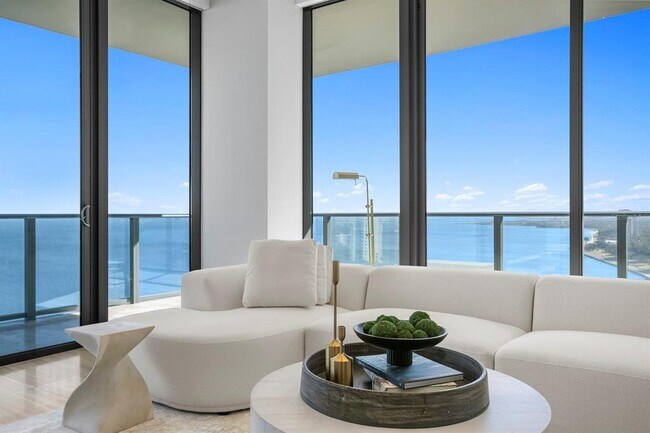 Building Photo - 3101 Bayshore Blvd