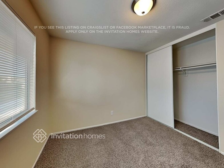 Building Photo - 23706 New England Dr