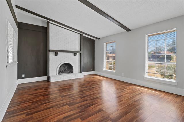 Building Photo - 609 Shadyglen Dr