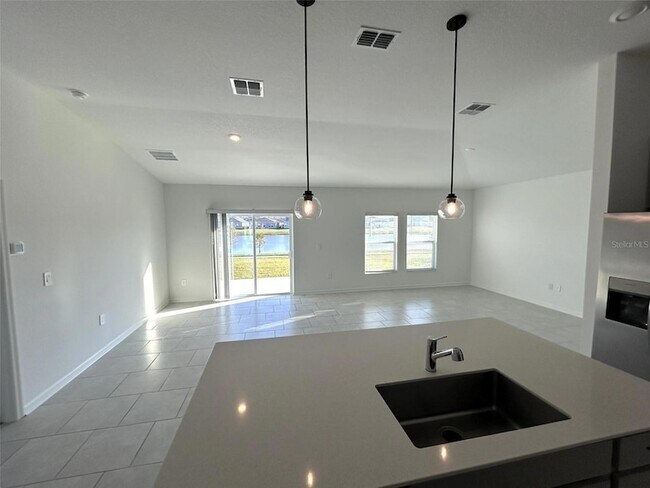 Building Photo - 4834 Edensbridge Ln