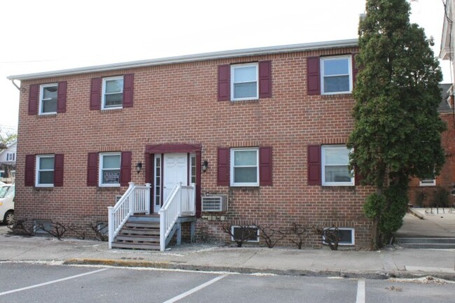 Primary Photo - Basement Apartment