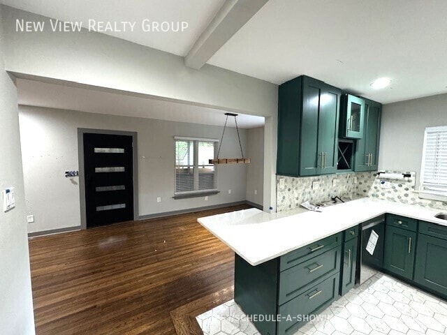 Building Photo - 1527 Medford Dr