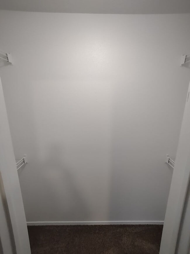 Building Photo - Townhome with a Great Location (Magnolia)