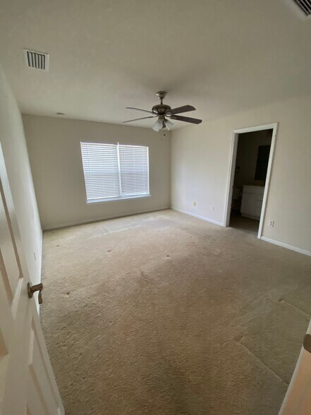 Building Photo - 612 Mount Olympus Blvd