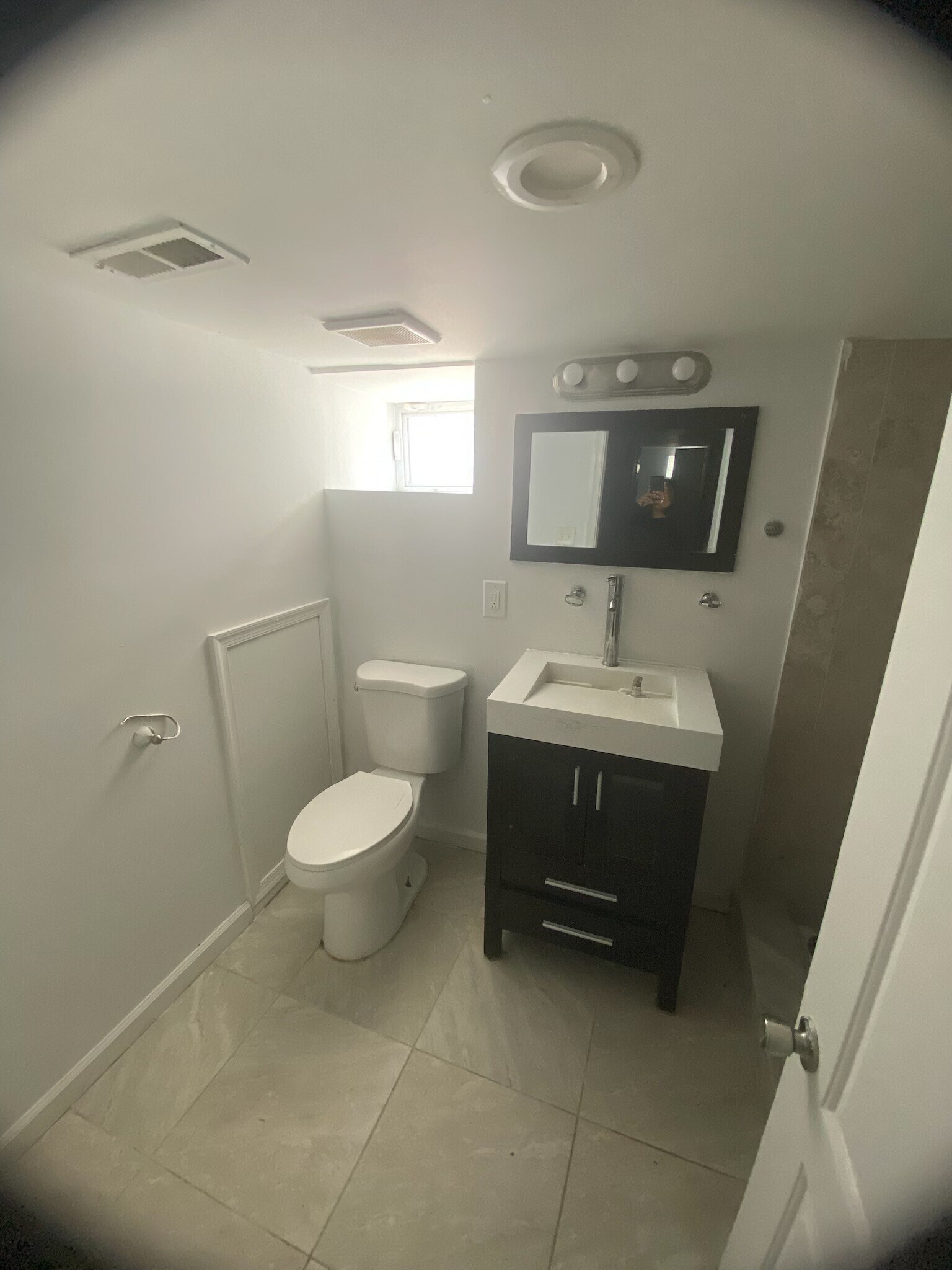 Building Photo - 6023 Summer St