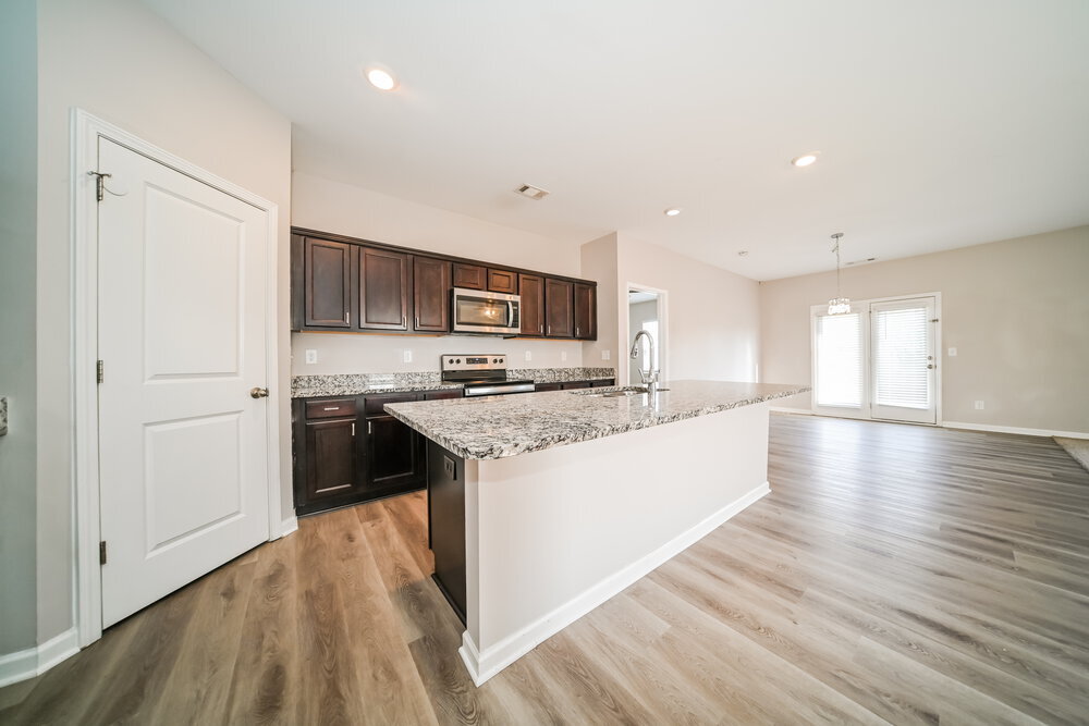 Building Photo - 1062 Cold Water Dr