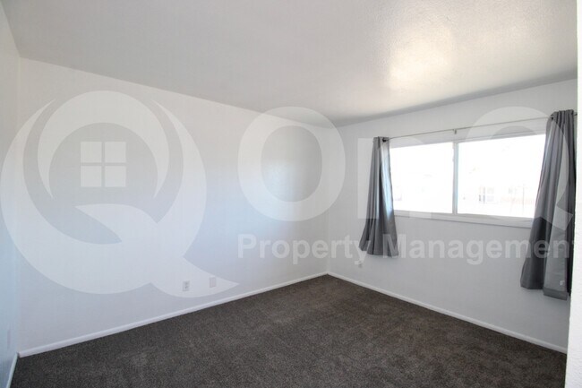 Building Photo - 124 E Minton Dr