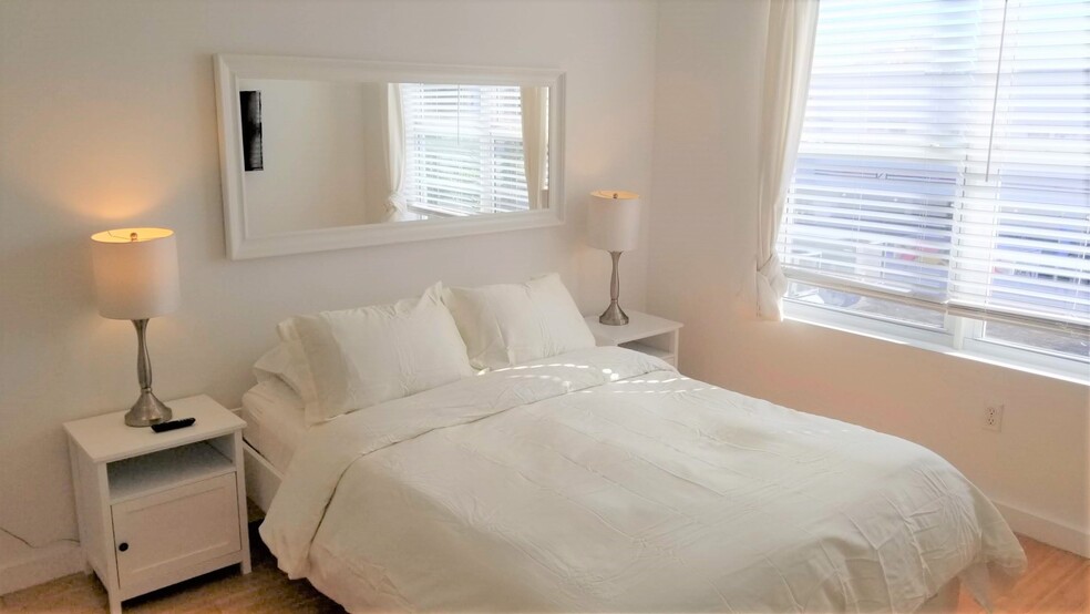 APARTMENT 1 - 1512 Washington Ave